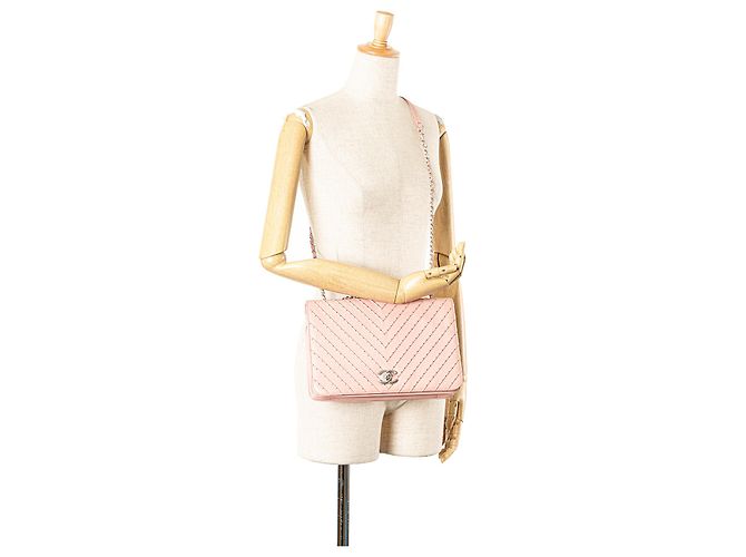 Chanel Rosa Chevron Pelle di Vitello Studded Full Flap - vista 16