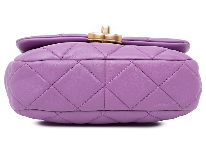 Chanel Mini Borsa in Pelle di Agnello Viola con Catena Candy Porpora - vista 3