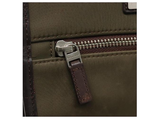 Borsa a spalla in nylon khaki Auth ti2863 di BURBERRY Cachi - vista 10
