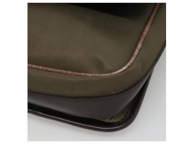 Borsa a spalla in nylon khaki Auth ti2863 di BURBERRY Cachi - vista 9