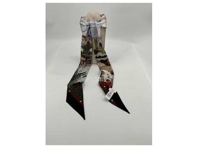 Sciarpa Burberry in seta multicolore - vista 13