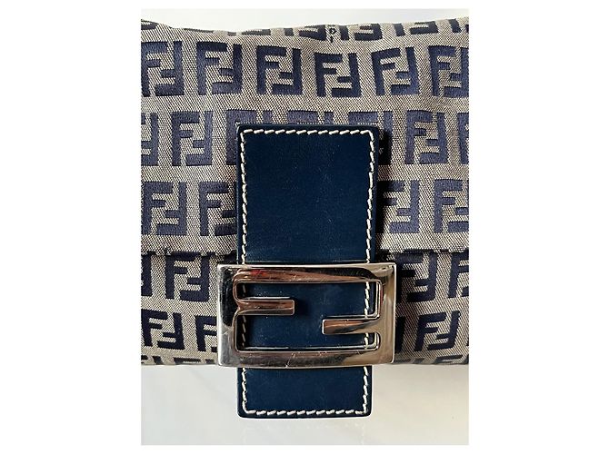 Borsa Fendi Baguette Zucca in tela blu beige - vista 4