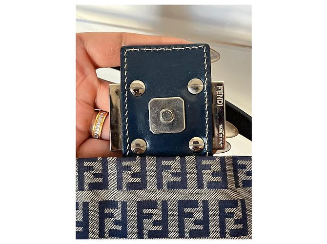 Borsa Fendi Baguette Zucca in tela blu beige - vista 7