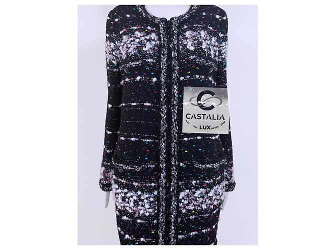 Chanel Abrigo de tweed negro icónico de 11K$ - vista 10
