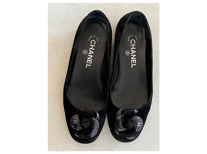 Ballerine Chanel Camélia in velluto nero - vista 2
