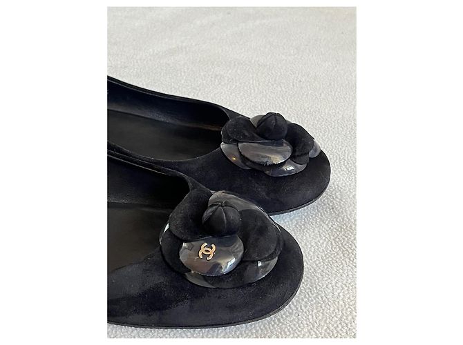 Ballerine Chanel Camélia in velluto nero - vista 5