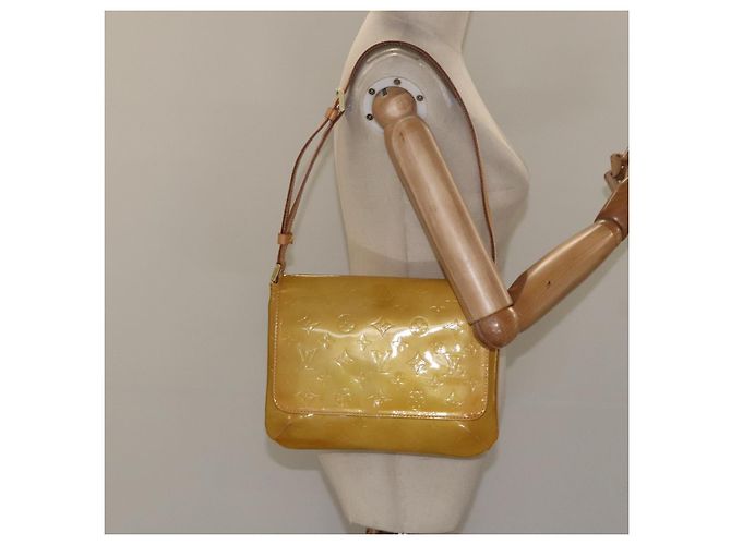 LOUIS VUITTON Sac Thompson Street Monogram Vernis Beige M91301 LV Auth ep7815 - vue 21