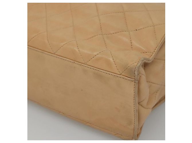 CHANEL Borsa a Spalla Matelassé in Pelle di Pecora Beige Oro CC Auth bs23120 D'oro - vista 9