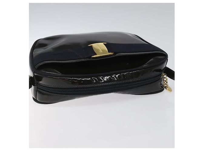 Borsa a spalla Vala Salvatore Ferragamo in pelle verniciata nera e oro Auth bs23082 Nero D'oro - vista 6