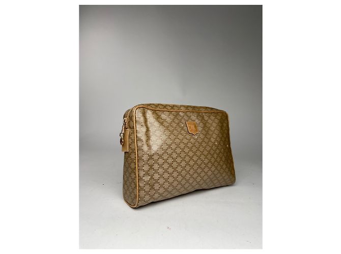 Céline Clutch in pelle monogramma Triomphe vintage di Celine Beige - vista 12