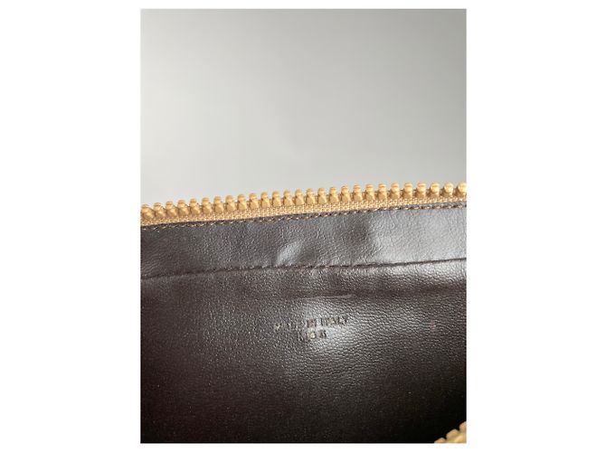 Céline Clutch in pelle monogramma Triomphe vintage di Celine Beige - vista 17