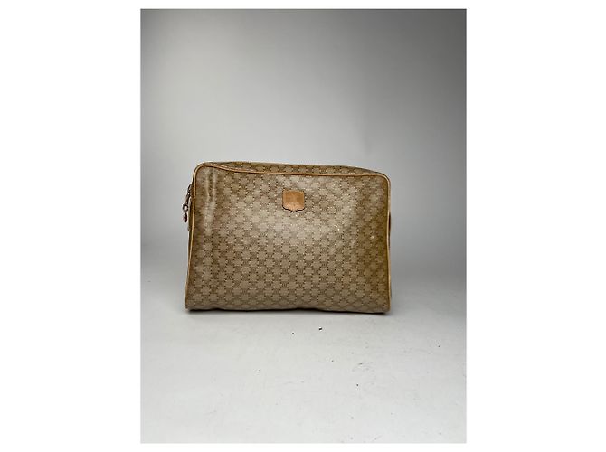 Céline Clutch in pelle monogramma Triomphe vintage di Celine Beige - vista 6