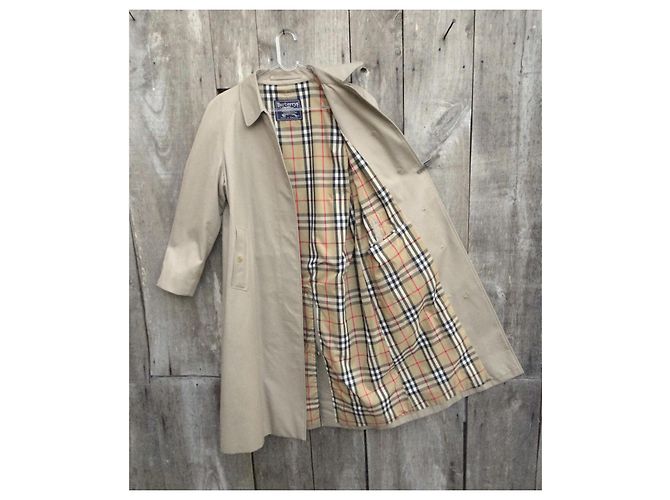 Abrigo impermeable Burberry en gabardina beige - vista 4