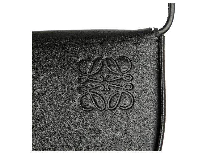 LOEWE Mini Pouch Anagram in pelle di vitello morbida nera con tacco - vista 8