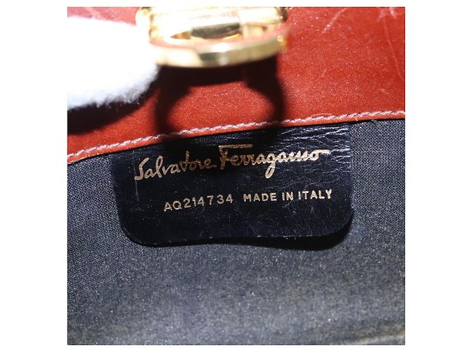 Borsa a spalla in pelle marrone e oro Gancini Chain di Salvatore Ferragamo Auth bs23090 D'oro - vista 12