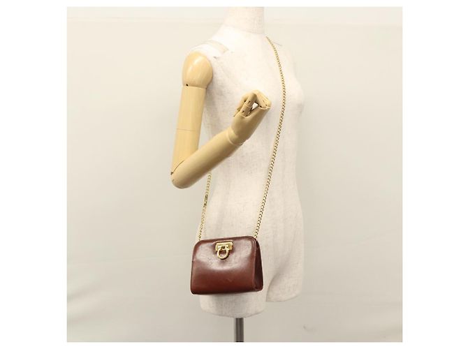 Borsa a spalla in pelle marrone e oro Gancini Chain di Salvatore Ferragamo Auth bs23090 D'oro - vista 19