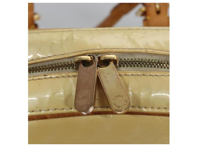 LOUIS VUITTON Monogram Vernis Summit Drive Hand Bag Perle M93514 LV Auth EC278 - view 17