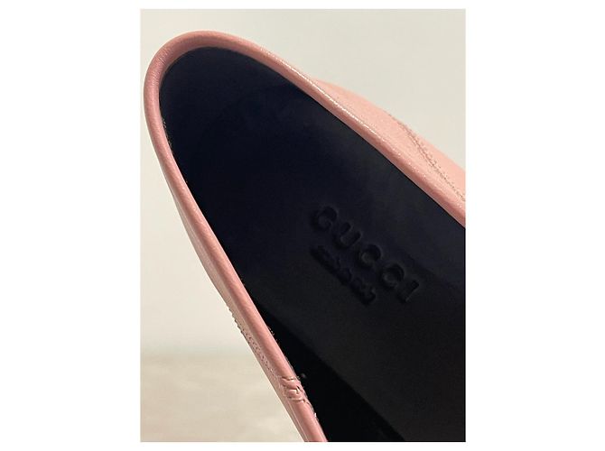 Mules e zoccoli GUCCI T.EU 36.5 Pelle Rosa - vista 7