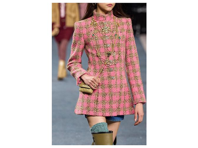 Chanel Neue 2022 Werbekampagne Rosa Tweed-Jacke Pink - Ansicht 8