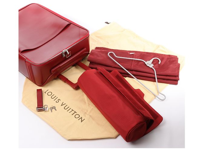 Borsa da viaggio Louis Vuitton Pegase 55 in pelle Epi rossa M23028 Rosso - vista 20