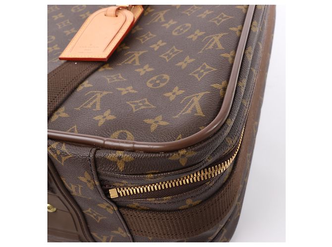 Bolsa de viagem Louis Vuitton Monogram Satellite 70 M23350 Marrom - vista 10
