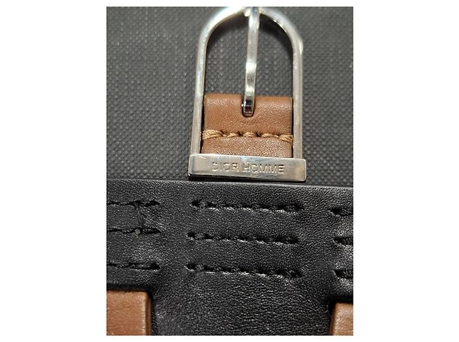 Christian Dior Bracciale spesso in pelle nera Dior Homme Nero - vista 8