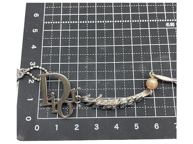 Perlenkette mit silbernem Logo von Christian Dior - Ansicht 8