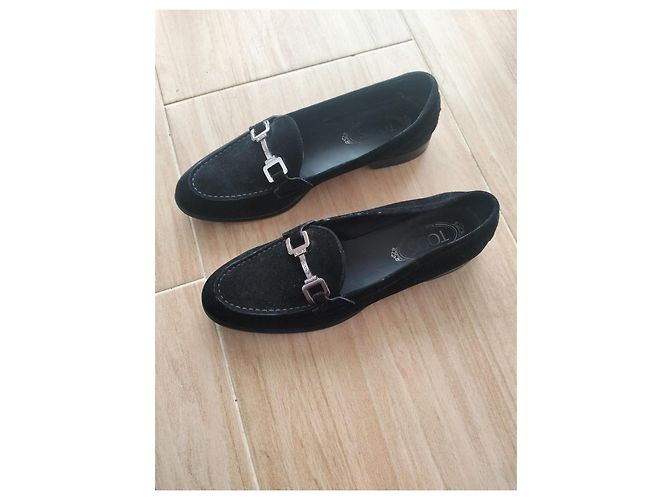 Ballerine in suede nero di Tod's - vista 10