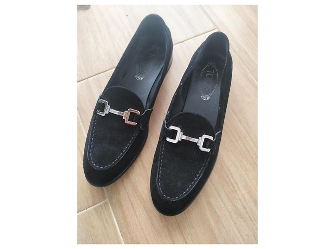 Ballerine in suede nero di Tod's - vista 12