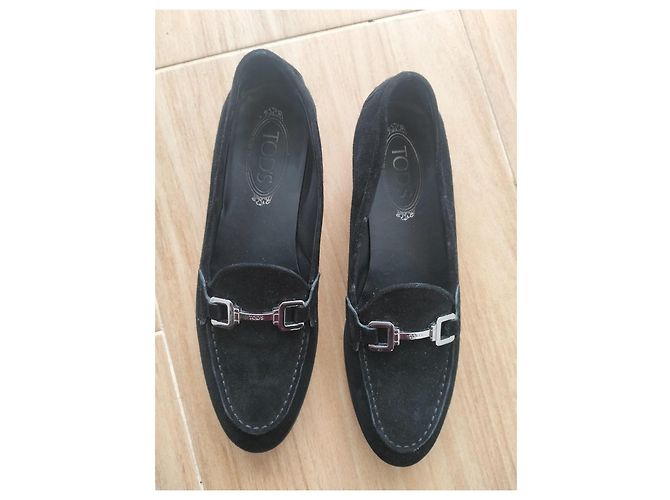 Ballerine in suede nero di Tod's - vista 3