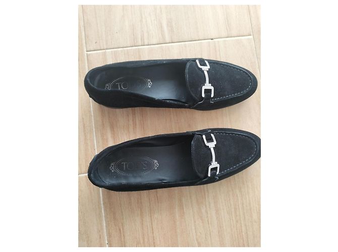 Ballerine in suede nero di Tod's - vista 5