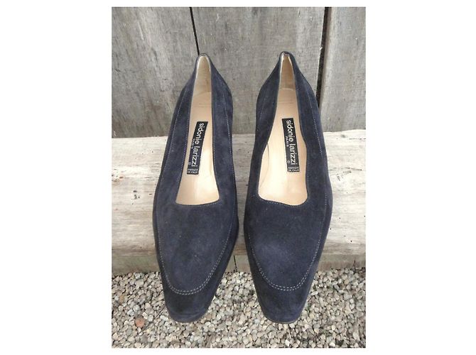 Décolleté Sidonie Larizzi in camoscio nero - vista 3