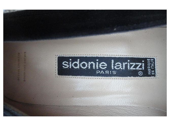 Décolleté Sidonie Larizzi in camoscio nero - vista 6