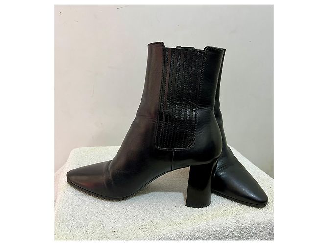 Saint Laurent Stivaletti Chelsea Lou in pelle nera Nero - vista 7