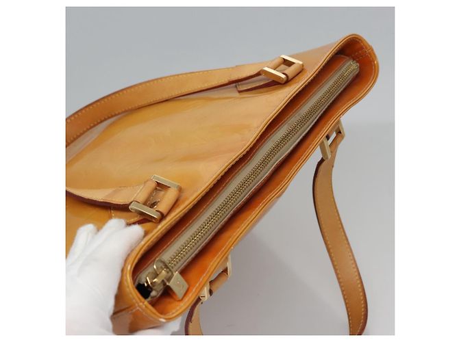 LOUIS VUITTON Monogram Vernis Sac à main Houston Beige M91004 LV Auth BA742 - vue 6