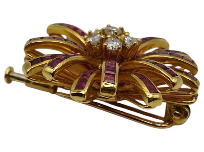 Autre Marque Spilla a forma di fiore in oro giallo - vista 3