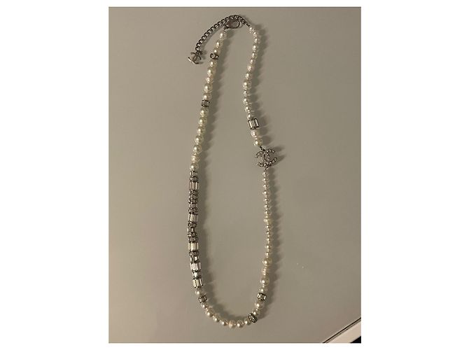 Chanel collana lunga in metallo perle e vetro Silver hardware - vista 2