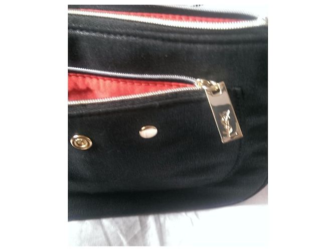 Pochette Yves Saint Laurent in tessuto nero - vista 6