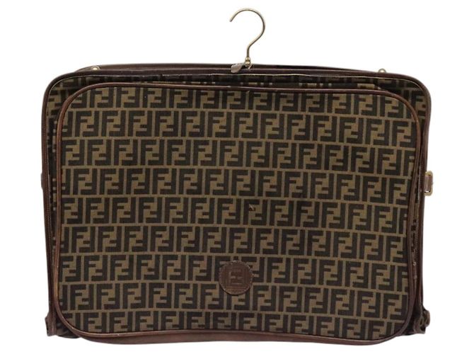 FENDI Zucca Capa de Tecido para Roupas Marrom Auth fm4432 - vista 2
