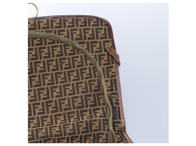 FENDI Zucca Capa de Tecido para Roupas Marrom Auth fm4432 - vista 24
