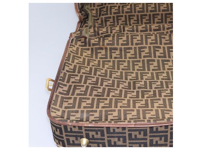 FENDI Zucca Capa de Tecido para Roupas Marrom Auth fm4432 - vista 25