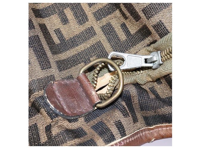 FENDI Zucca Capa de Tecido para Roupas Marrom Auth fm4432 - vista 27
