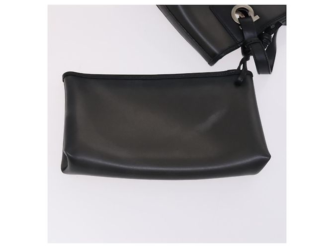 Borsa a mano Gancini in vinile nero Salvatore Ferragamo Auth bs23548 - vista 19