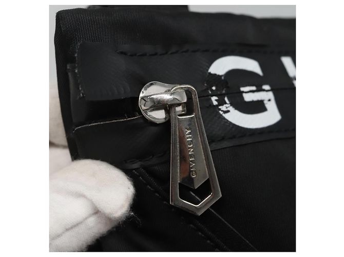 Borsa a spalla GIVENCHY in nylon nero argento autentica bs23553 - vista 14