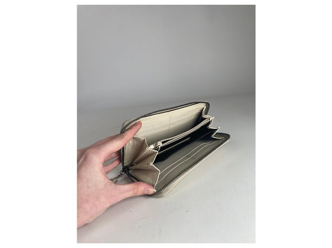 Vintage Gucci Leather Wallet White - view 7