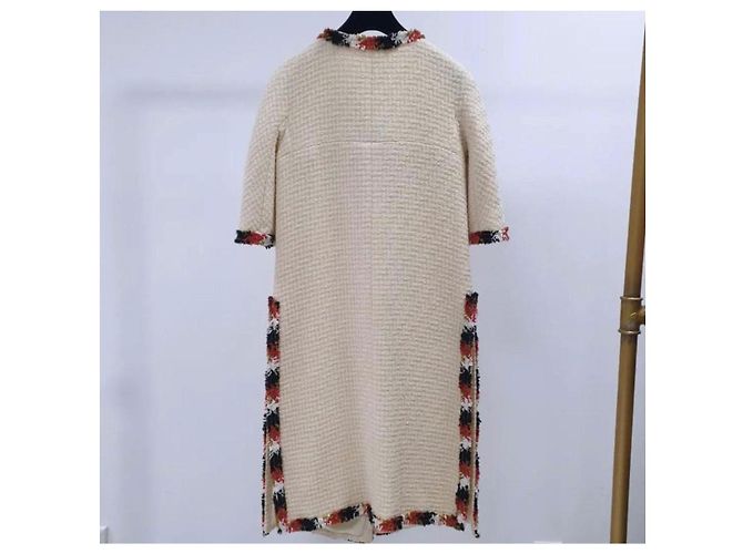 Chanel Collectible 2007 Fall Ecru Tweed Jacket 38 FR Cream - view 10
