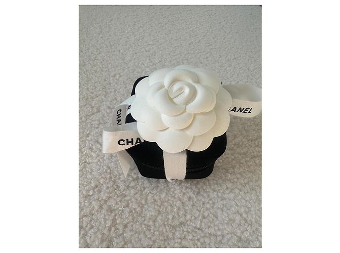Première Reloj Chanel Premiere Chain Gourmette Plata - vista 4