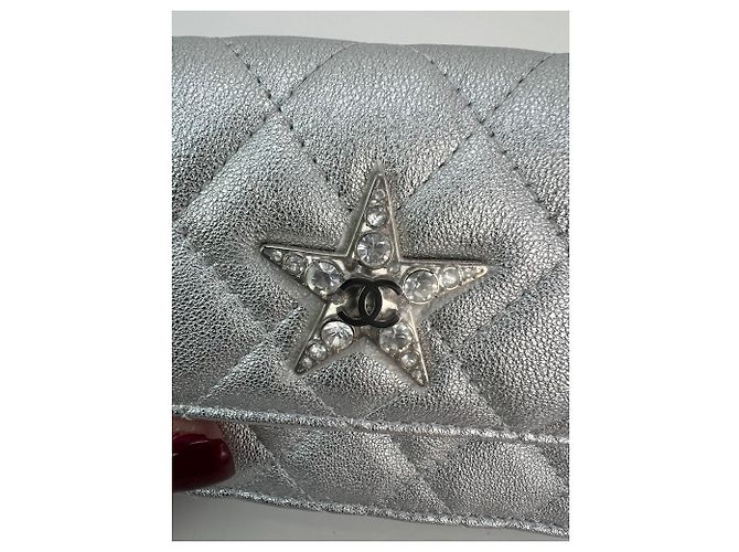 Bolsa de ombro cintura em couro de cabra metálico acolchoado estrela Chanel Prata - vista 6