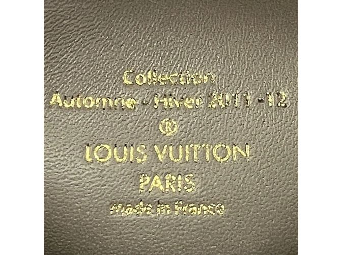 Borsa Louis Vuitton Monogram Fascination Lockit Bouclette Grigio Senape - vista 4