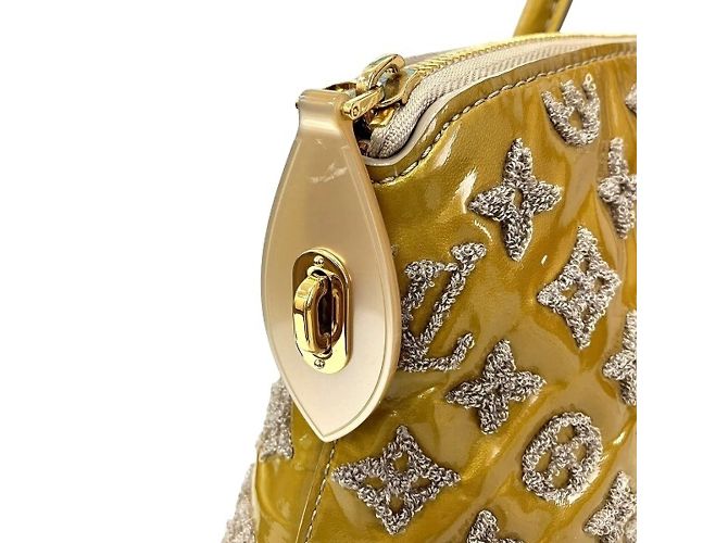 Borsa Louis Vuitton Monogram Fascination Lockit Bouclette Grigio Senape - vista 9
